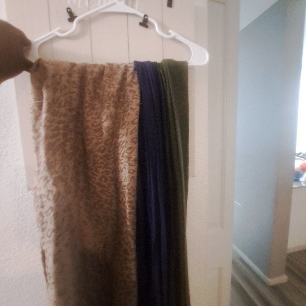 3pk assorted scarves